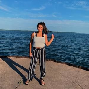 Meet your Posher, Tori